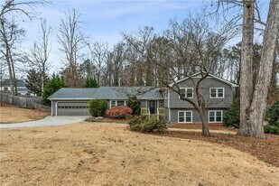 1164 Fairfield Drive in Marietta, GA - Building Photo