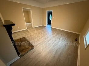 34 Ivy St in Porterdale, GA - Building Photo - Building Photo