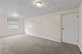 117 Alpine Village Dr in Monroeville, PA - Building Photo - Building Photo