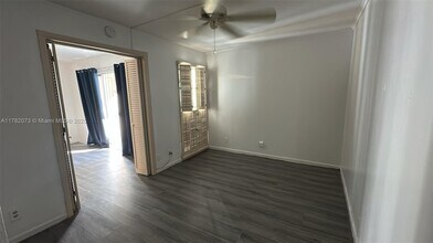 3020 NE 16th Ave, Unit 103 in Oakland Park, FL - Building Photo - Building Photo