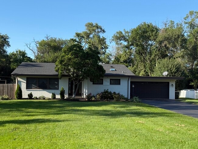 property at 1316 W 59th St