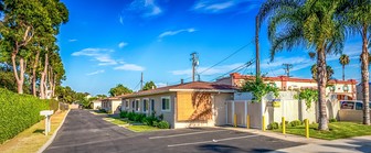 18742 Beach Blvd in Huntington Beach, CA - Building Photo