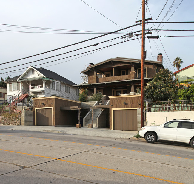 1121 Marion Ave in Los Angeles, CA - Foto de edificio - Building Photo