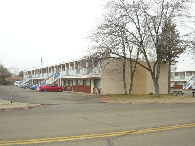 Blue Agate Apartments in Ellensburg, WA - Foto de edificio