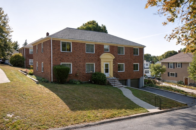 186 Summit Ave, Unit 1A