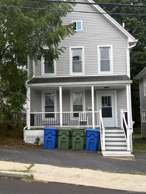 28 1/2 Myrtle Ave in Middletown, NY - Building Photo
