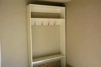 6098 Windemere Ln in Utica, MI - Building Photo - Building Photo