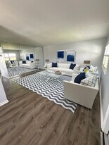 5 Valencia A in Delray Beach, FL - Building Photo