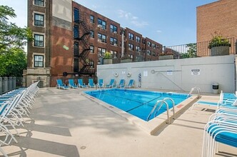 444 W Fullerton Pky, Unit 1510 in Chicago, IL - Building Photo - Building Photo