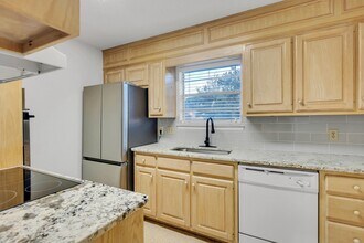 3712 Monclair Ave in Odessa, TX - Building Photo - Building Photo