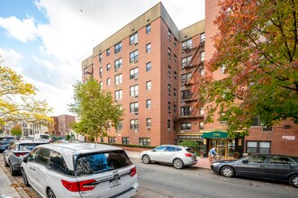 1580 E 18th St in Brooklyn, NY - Building Photo - Building Photo