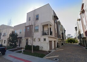 226 Log Pond Ln in Sacramento, CA - Building Photo