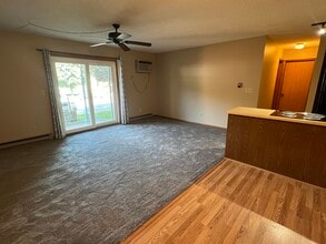 2604 4th Ave NE, Unit 2 in Rochester, MN - Foto de edificio - Building Photo