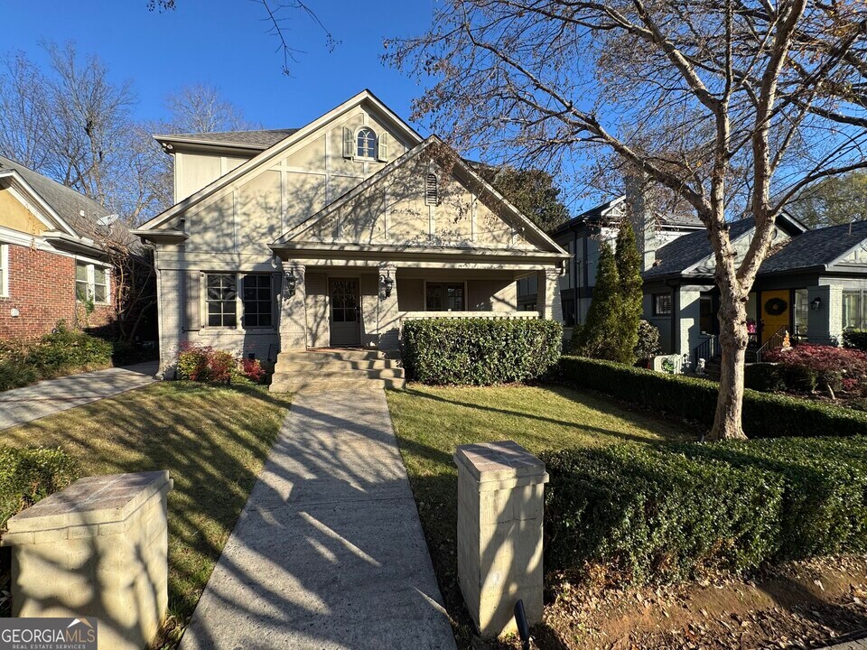 1092 McLynn Ave NE in Atlanta, GA - Building Photo
