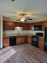31 Cherry Tree Ln, Unit 31 in Glen Carbon, IL - Foto de edificio - Building Photo