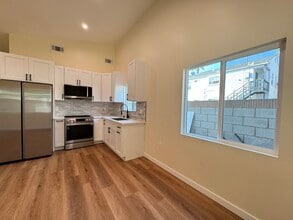 815 Arden Ave in Glendale, CA - Building Photo - Building Photo