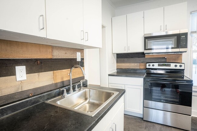 property at 1729 Jackson St