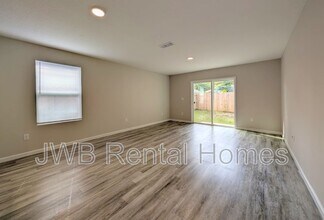 8936 Cocoa Ave in Jacksonville, FL - Building Photo - Building Photo