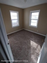 1912 N Grove St in Wichita, KS - Building Photo - Building Photo