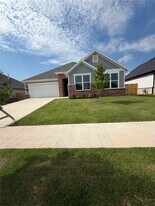 5907 SW Bear Crk Ave in Bentonville, AR - Building Photo
