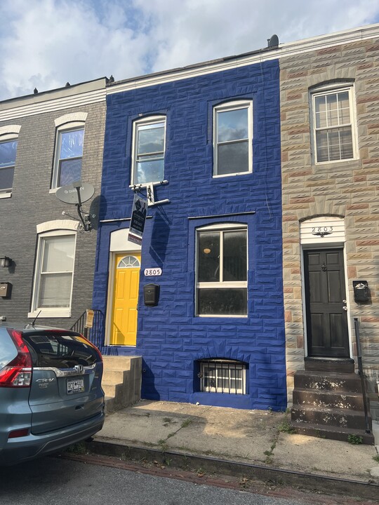 2805 Miles Ave in Baltimore, MD - Building Photo