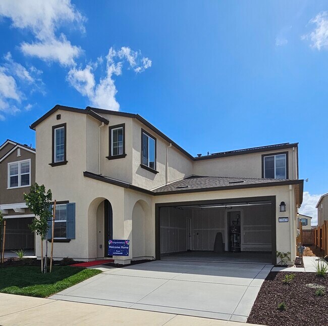 7347 Gingello Wy in Sacramento, CA - Building Photo - Building Photo