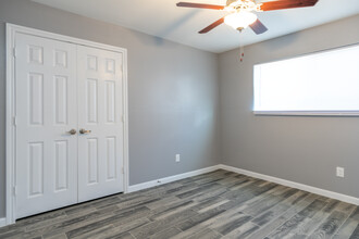 Orange Apartments in Orange, TX - Building Photo - Interior Photo