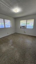 2707 NE 32nd St in Fort Lauderdale, FL - Foto de edificio - Building Photo