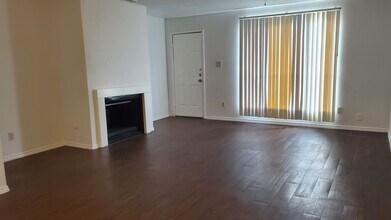 15525 Weldon Dr in Houston, TX - Building Photo - Building Photo