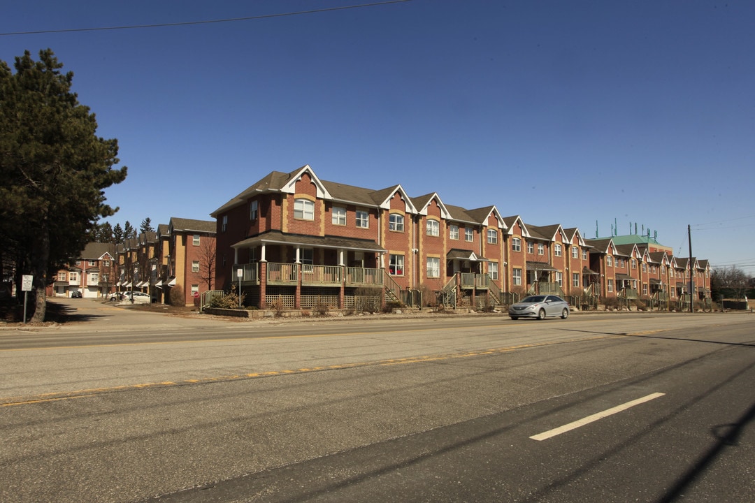 Maplewood Townhomes in Markham, ON - Building Photo