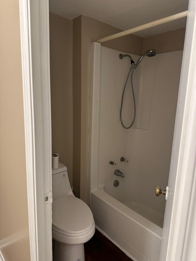 property at 800 Travis St