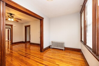 98 Sunnyside St, Unit #2 in Boston, MA - Building Photo - Building Photo