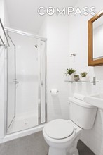 13 Christopher St-Unit -3-FS in New York, NY - Building Photo - Building Photo