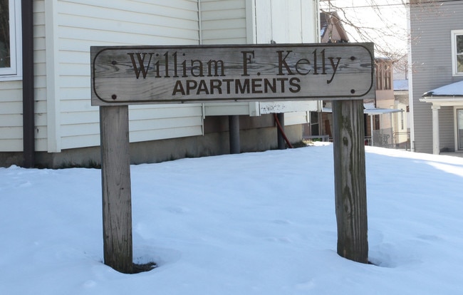 William Kelly Apartments in Waterbury, CT - Building Photo - Building Photo