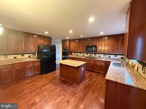 18 Brushy Creek Cir in Fredericksburg, VA - Building Photo - Building Photo