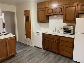 1026 N Wells St in Pampa, TX - Building Photo - Building Photo