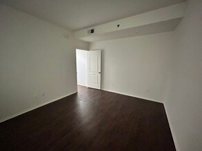 Berendo Terrace Apartment Homes in Los Angeles, CA - Building Photo - Building Photo