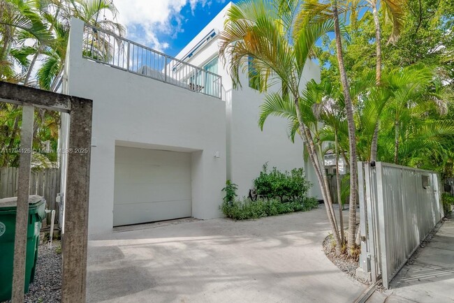 property at 2942 Catalina St
