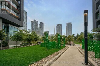 85-3185 Queens Wharf Rd in Toronto, ON - Building Photo - Building Photo