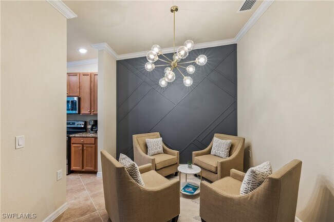 13671 Julias Way in Ft. Myers, FL - Foto de edificio - Building Photo