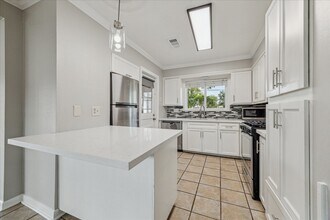 4118 Gardendale Dr in Houston, TX - Building Photo - Building Photo