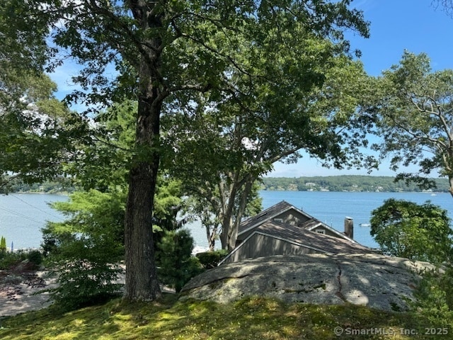 property at 47 Quarry Dock Rd