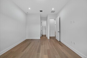 9361 Sunflower Mdw Rd in Boca Raton, FL - Building Photo - Building Photo