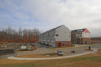 Briarwood in Dumfries, VA - Foto de edificio - Building Photo