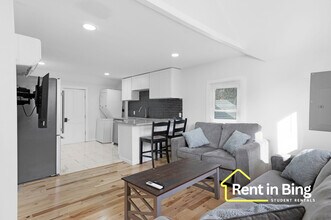 38 Seminary Ave in Binghamton, NY - Foto de edificio - Building Photo