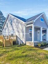 112 W 21st Ave in Springfield, TN - Building Photo