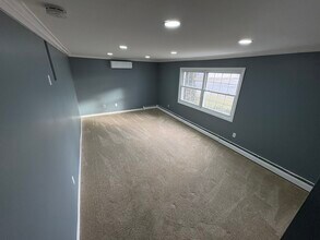 37 John St in Port Jefferson Station, NY - Building Photo - Building Photo