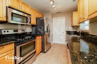 11107 Finchley Pl in Orlando, FL - Building Photo - Building Photo