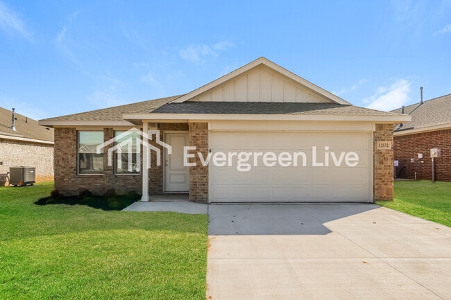 property at 12532 Huntington Rdg Wy