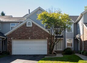 1173 Fairways Blvd in Troy, MI - Building Photo